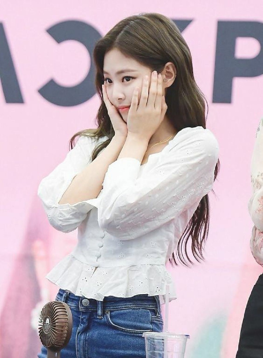 Hình ảnh Jennie BlackPink dễ thương