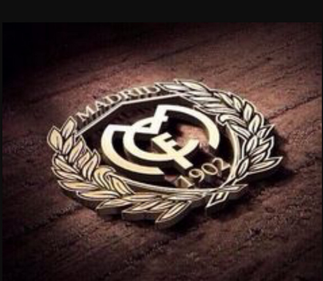 logo real madrid 2022