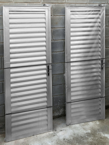 sliding aluminium bathroom door